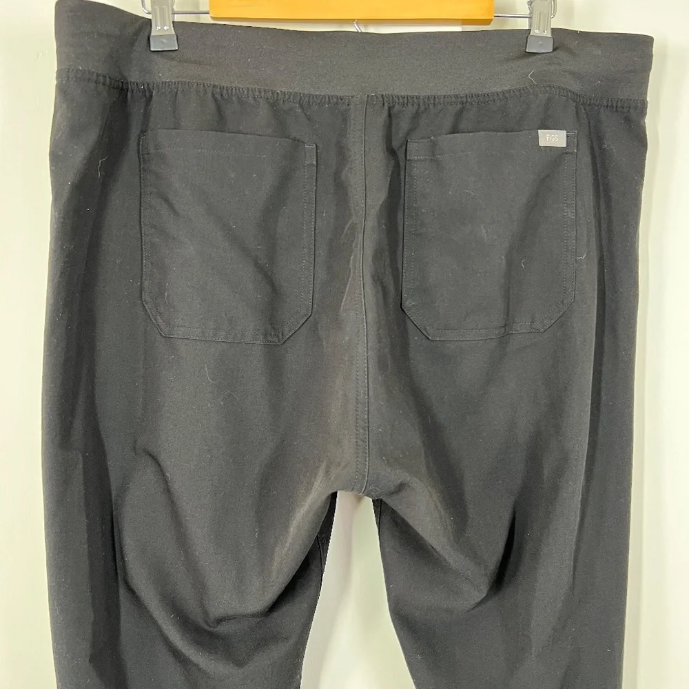 Figs Men's Scrub Pants Solid Technical Collection, Black, XL‎ 32